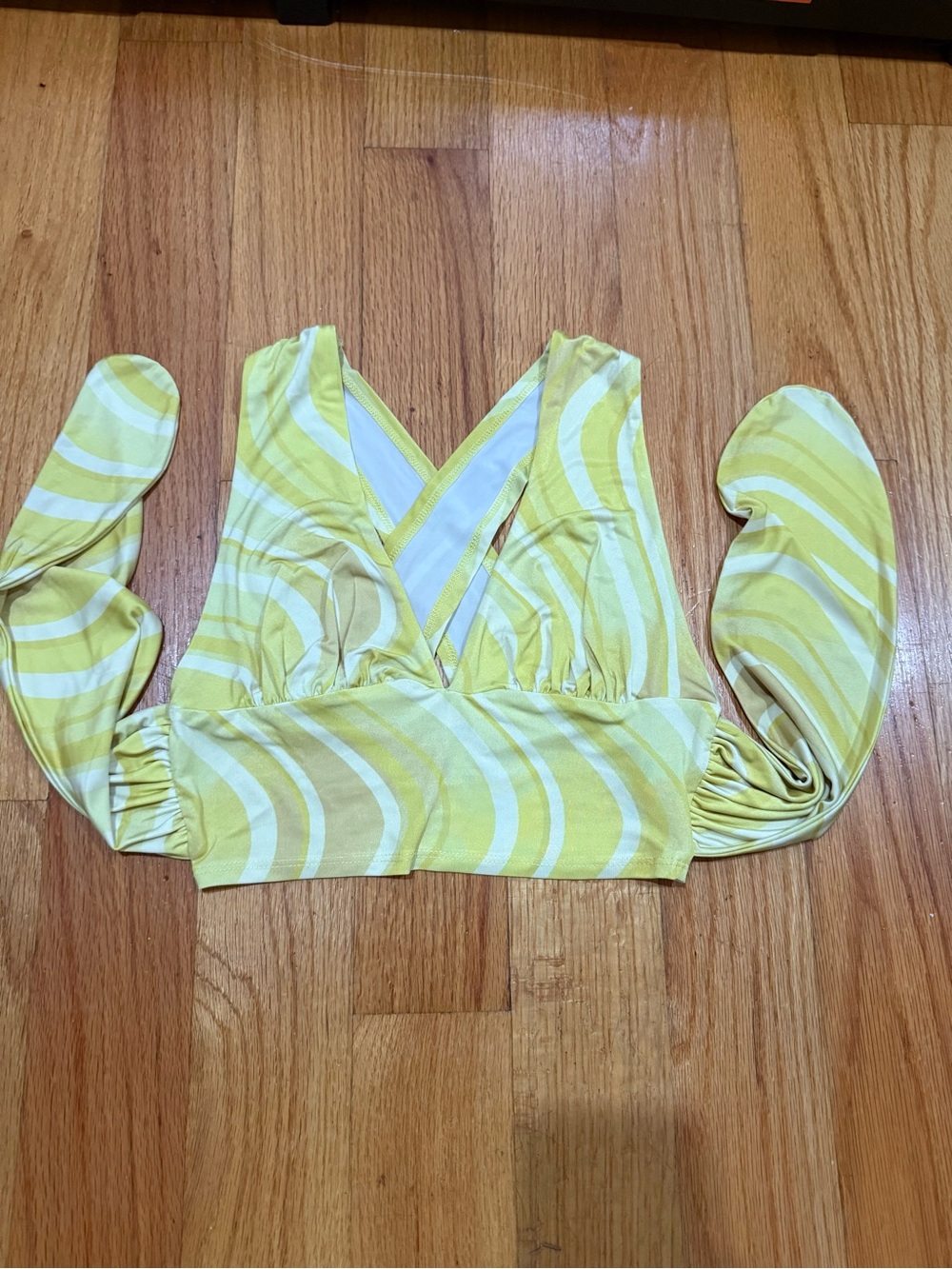 Urban Outfitters Phoenix Plunging Swirl Tie Back Crop Top XS